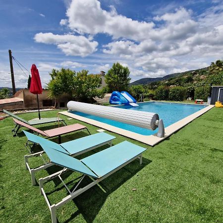 Appartement 2 Pieces Renove Avec Acces Piscine Peymeinade Esterno foto