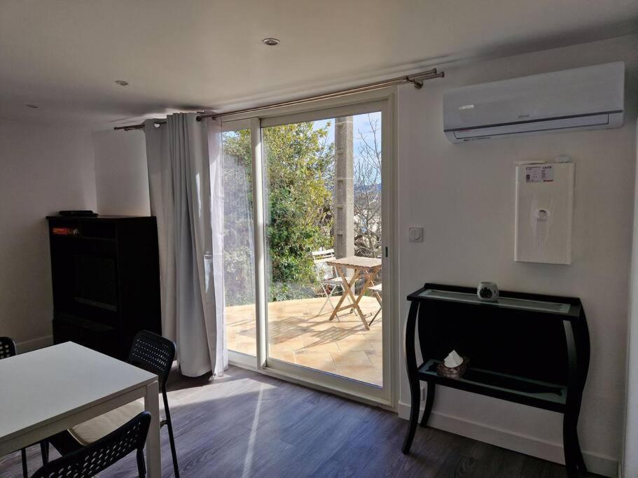 Appartement 2 Pieces Renove Avec Acces Piscine Peymeinade Esterno foto